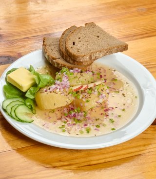 Blütenwanderung mit Bio-Vesper<br><p class=date_event_text>Sonntag, 12.4.26, 10-12 Uhr</p>